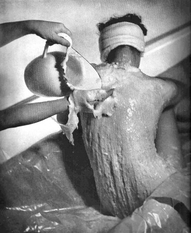 1938 Elizabeth Arden Ardena Wax Bath