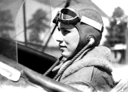 Above: 1933 Jacqueline Cochran aviatrix