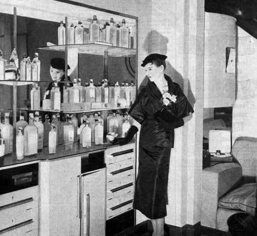 1934 Refurbished Cyclax salon