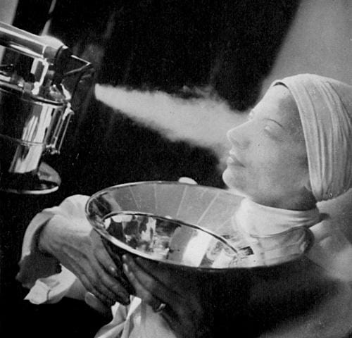 1937 Klytia Vapozone treatment