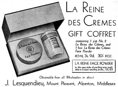 1934 La Reine des Cremes Gift Coffret