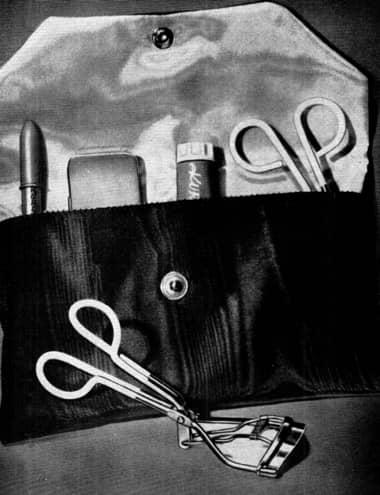 1939 Kurlash Grooming Kit