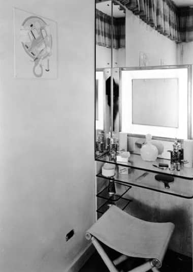 1936 Make-up booth