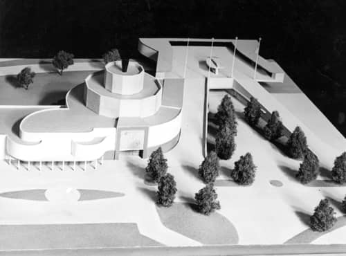 Model for the Cosmetic Building