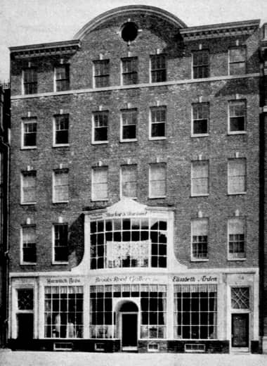 Elizabeth Arden salon in Boston