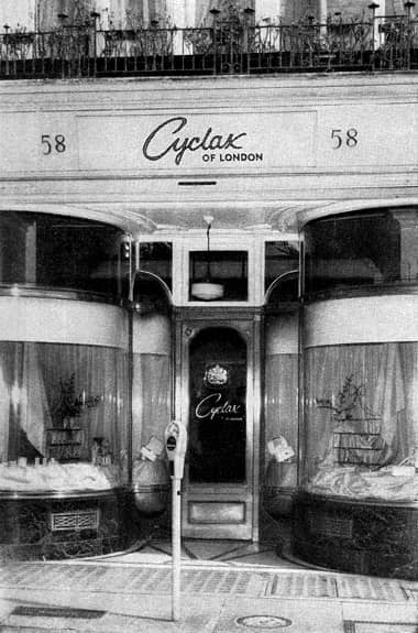1961 Cyclax salon