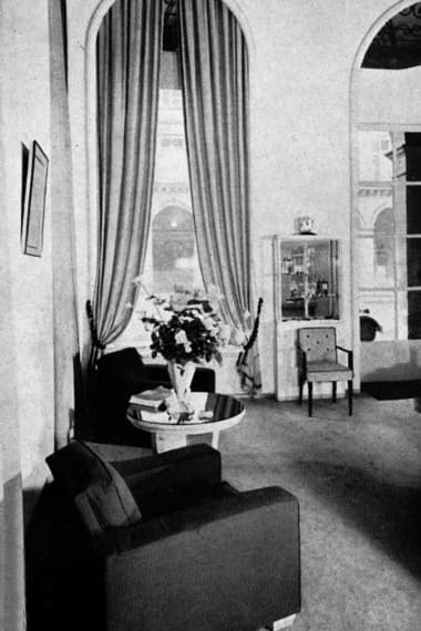 1955 Reception room at 10 Rue de Castiglione