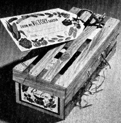 1943 Revlon Victory Crate